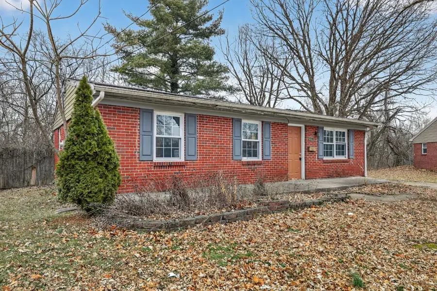 7946 Fairhope Court, Finneytown, OH 45224 - Image #2