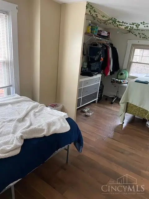 520 Probasco Street, Cincinnati, OH 45220 - #3