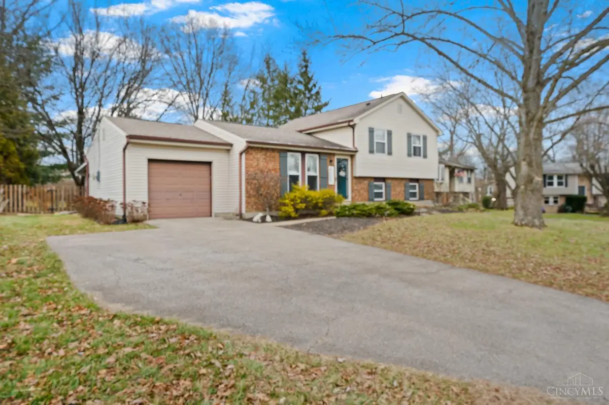 4559 N Park Forest Circle, Union, OH 45103 - Image #1