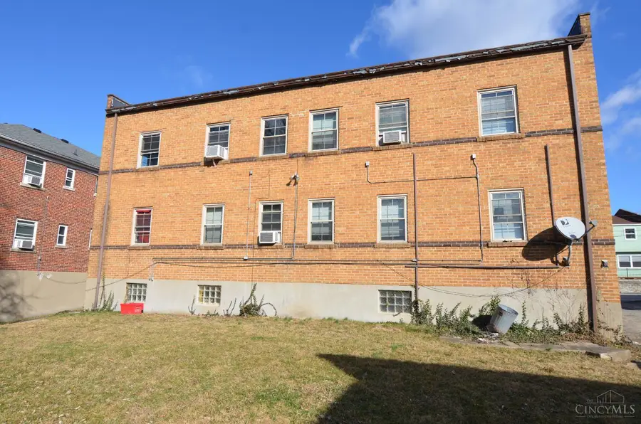 2729 Oakleaf Avenue, Cincinnati, OH 45212 - #3