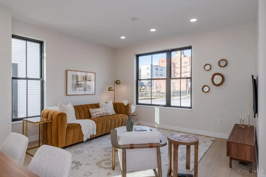 1637 Clayton Street, Cincinnati, OH 45206 - #2