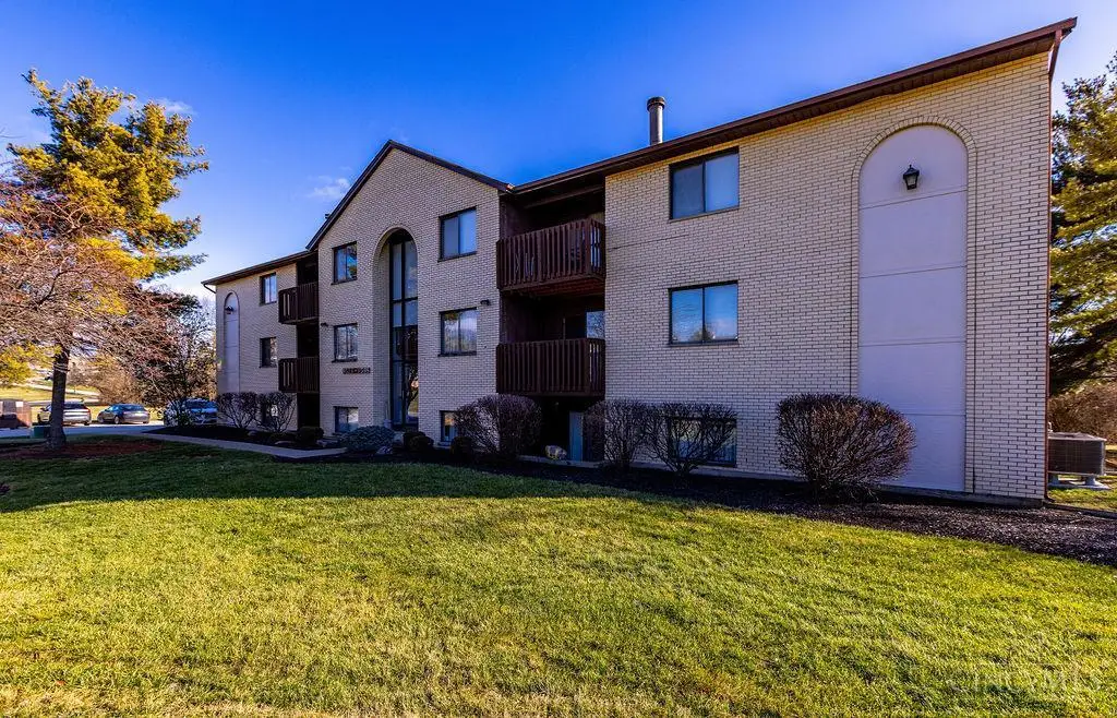 9578 Woodland Hills Drive, West Chester, OH 45011 - Image #1