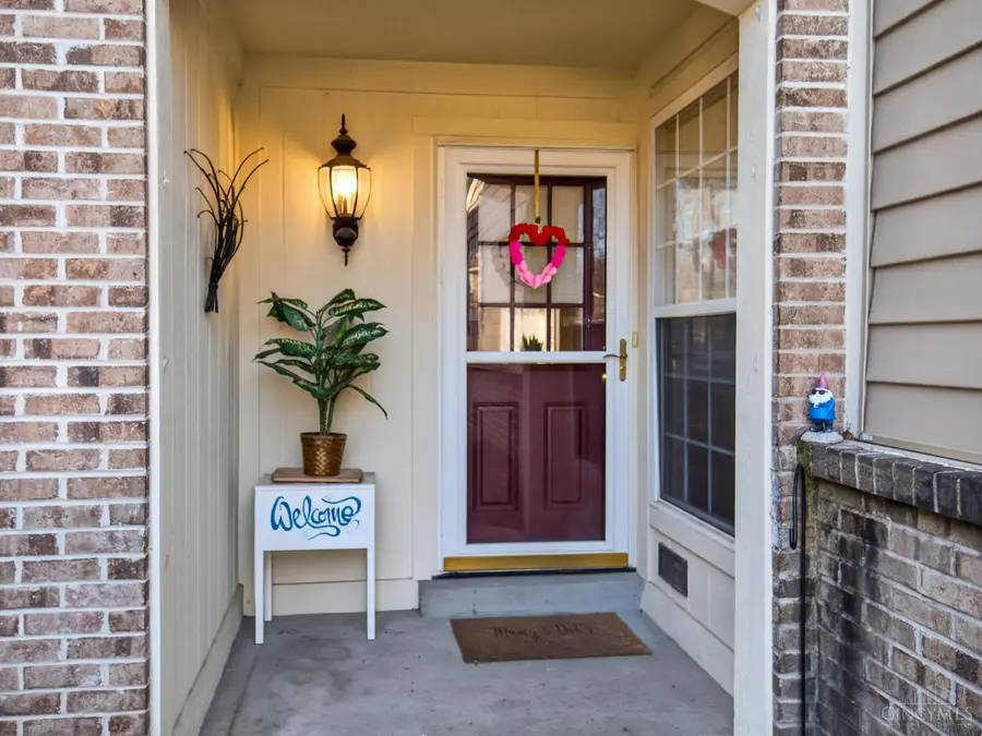 5925 Castlewood Crossing, Mulberry, OH 45150 - Image #2