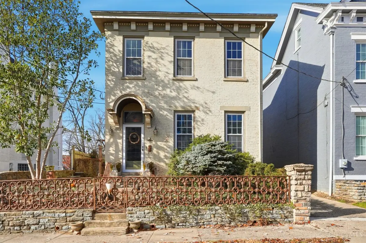 2711 Hackberry Street, Cincinnati, OH 45206 - Image #1