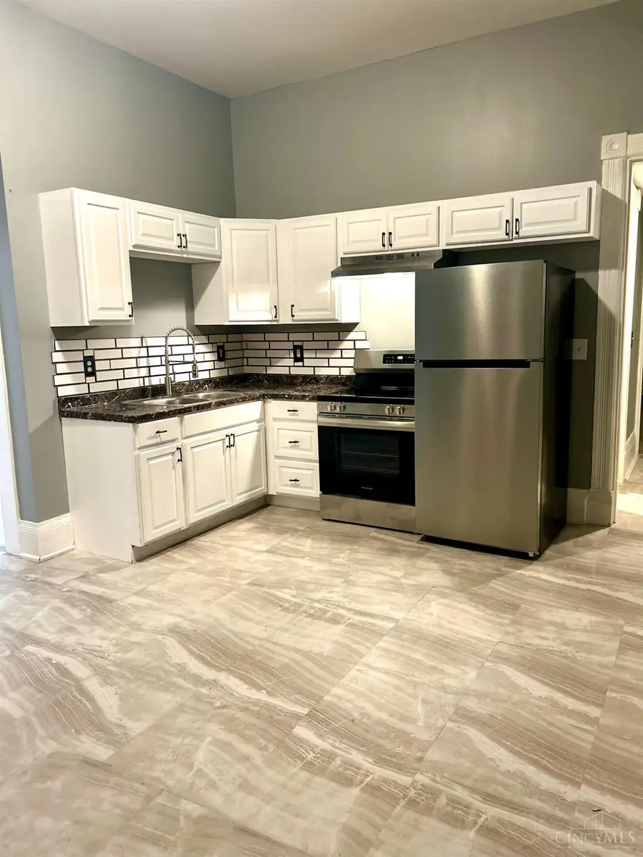 447 Warner Street, Cincinnati, OH 45219 - Image #2