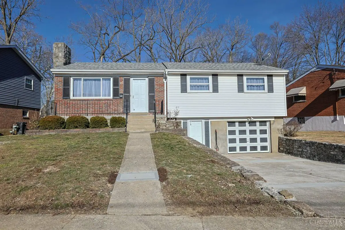 2206 Varelman Avenue, Norwood, OH 45212 - Image #1