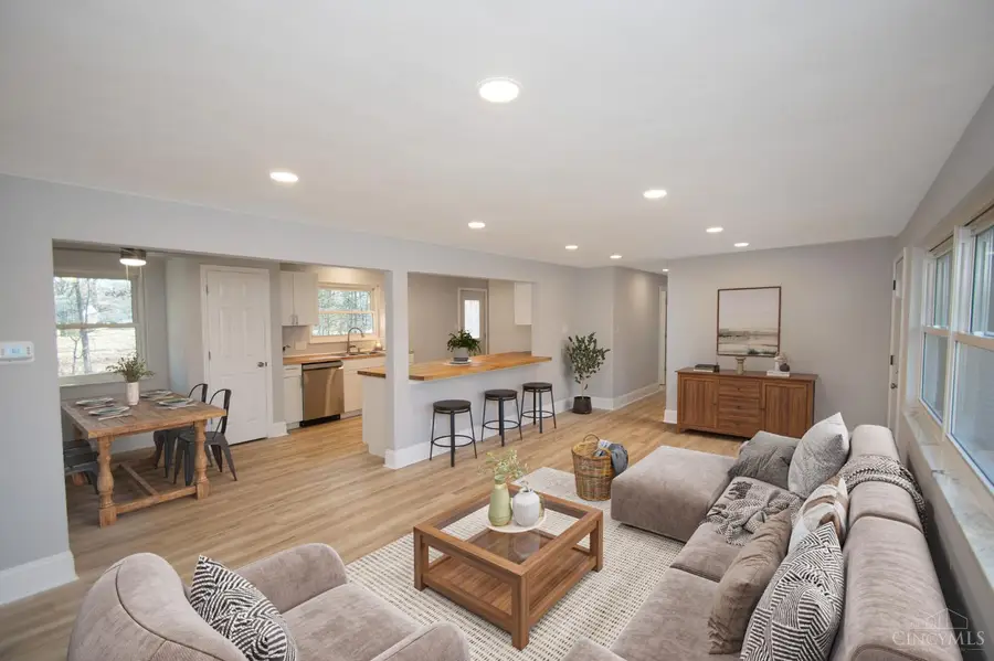 5588 Kay Drive, Day Heights, OH 45150 - Image #3