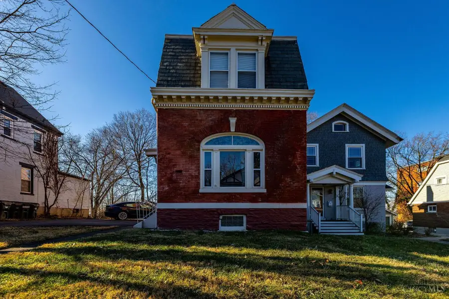 2963 Deckebach Avenue, Cincinnati, OH 45220 - Image #3