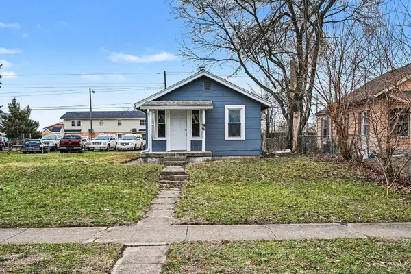 802 Seventeenth Avenue, Middletown, OH 45044