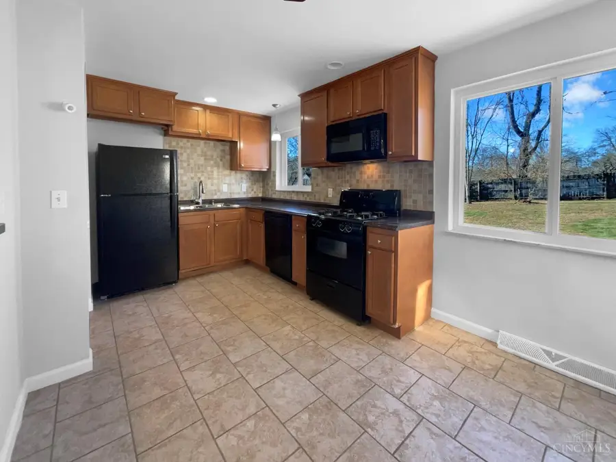 411 Morrvue Drive, Delhi, OH 45238 - #2