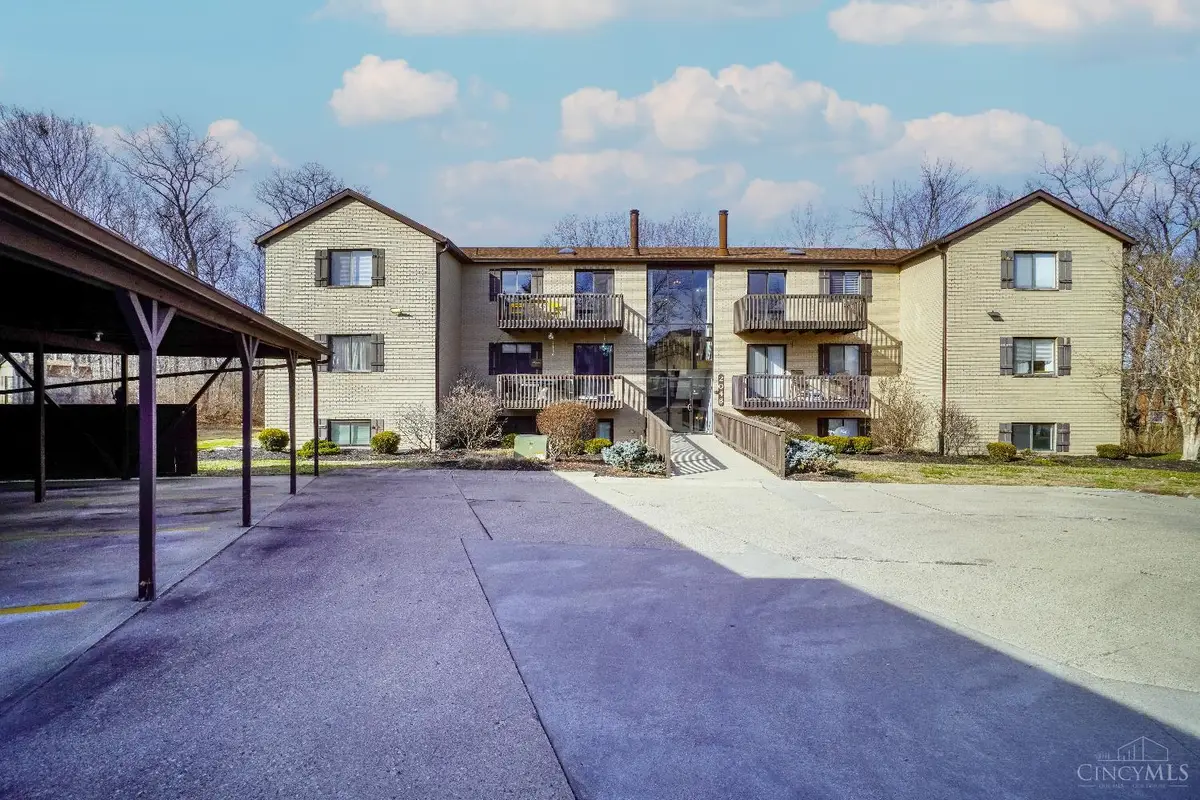 2048 Woodtrail Drive, Fairfield, OH 45014 - #1