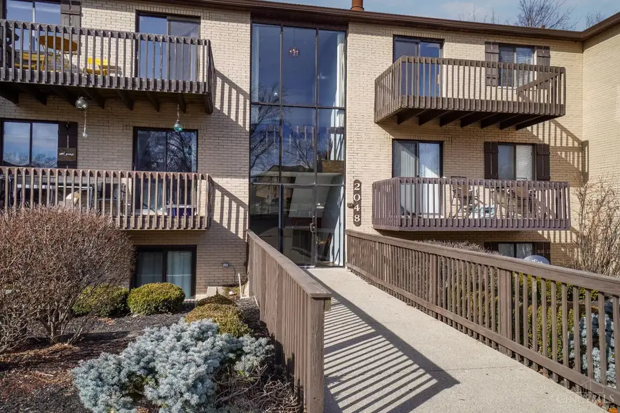 2048 Woodtrail Drive, Fairfield, OH 45014 - #2