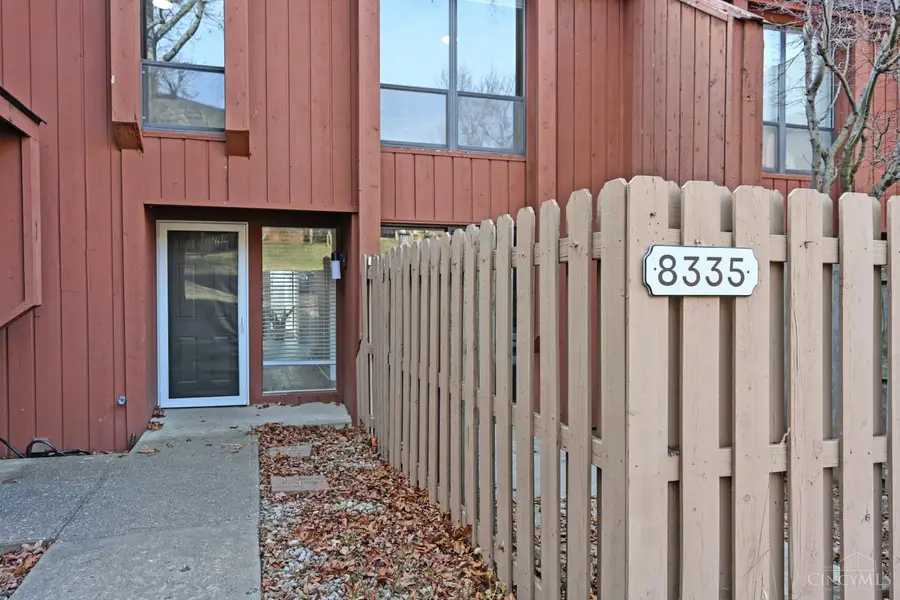 8335 Summerbridge Way, West Chester, OH 45069 - Image #3