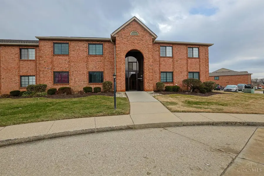 4213 Victorian Green Drive #8, Bridgetown, OH 45211 - Image #2