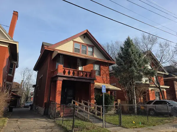 2228 Maplewood Avenue, Cincinnati, OH 45219