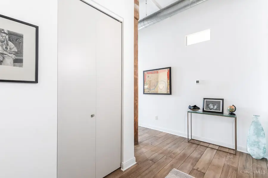 813 Broadway Street #102, Cincinnati, OH 45202 - Image #3