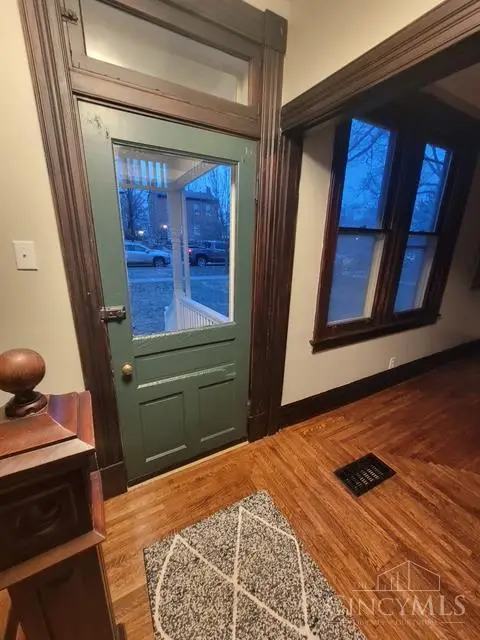 325 E Sharon Road, Glendale, OH 45246 - #3