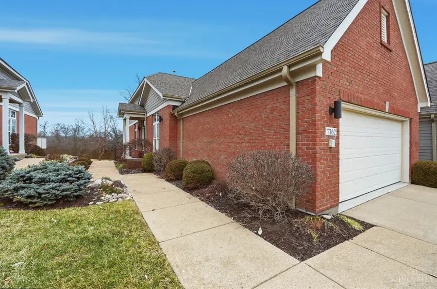 7162 Scarlet Oak Court, Mason, OH 45040 - Image #2