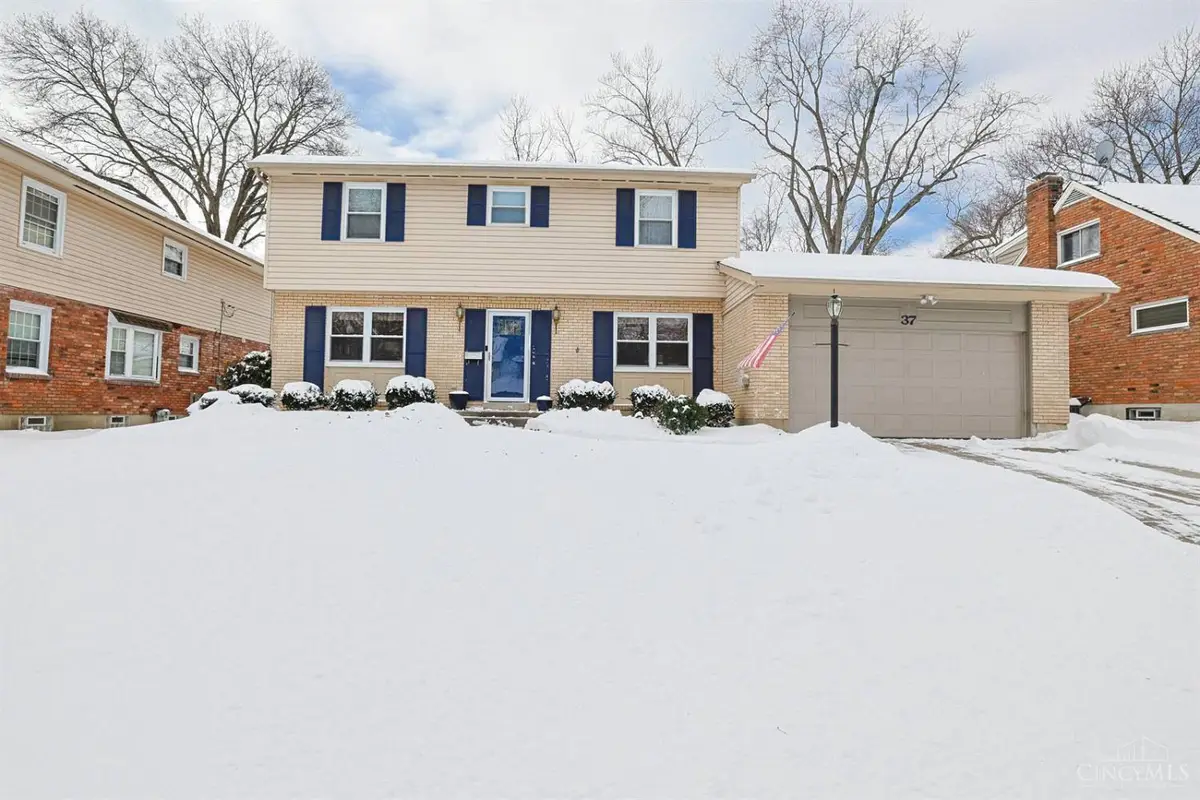 37 Hayden Drive, Greenhills, OH 45218 - #1