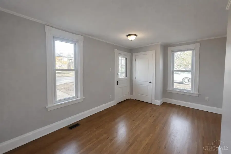 6521 Glade Avenue, Cincinnati, OH 45230 - #2