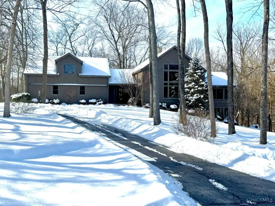 249 Hickory Meadows Lane, Turtlecreek, OH 45036 - Image #3