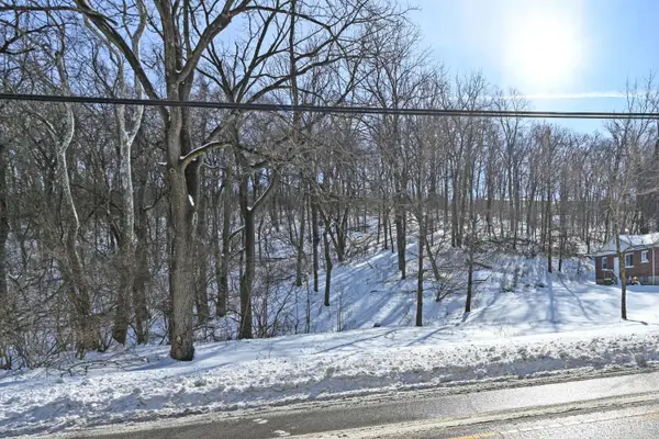 1812 Quebec Road, Cincinnati, OH 45205