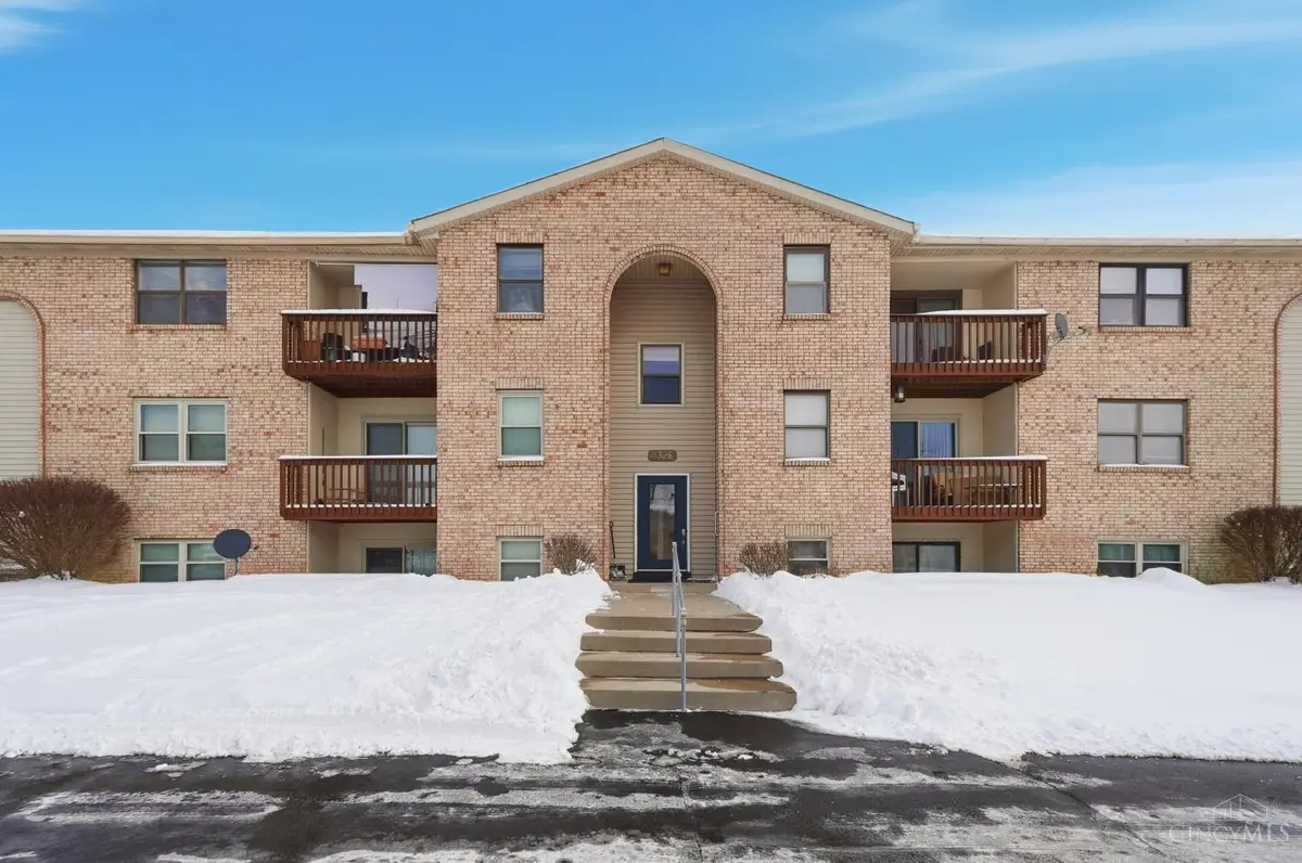 4326 Villa Drive #11, Blue Ash, OH 45242 - Image #1