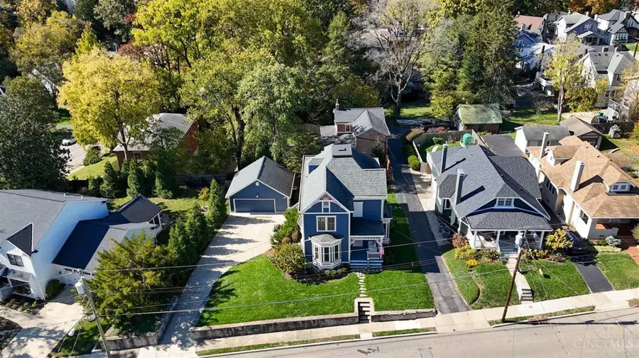 1231 Grace Avenue, Cincinnati, OH 45208 - Image #3