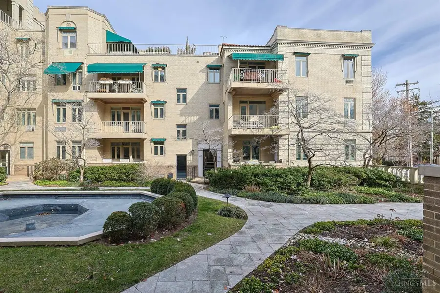 2378 Madison Road #34, Cincinnati, OH 45208 - Image #2