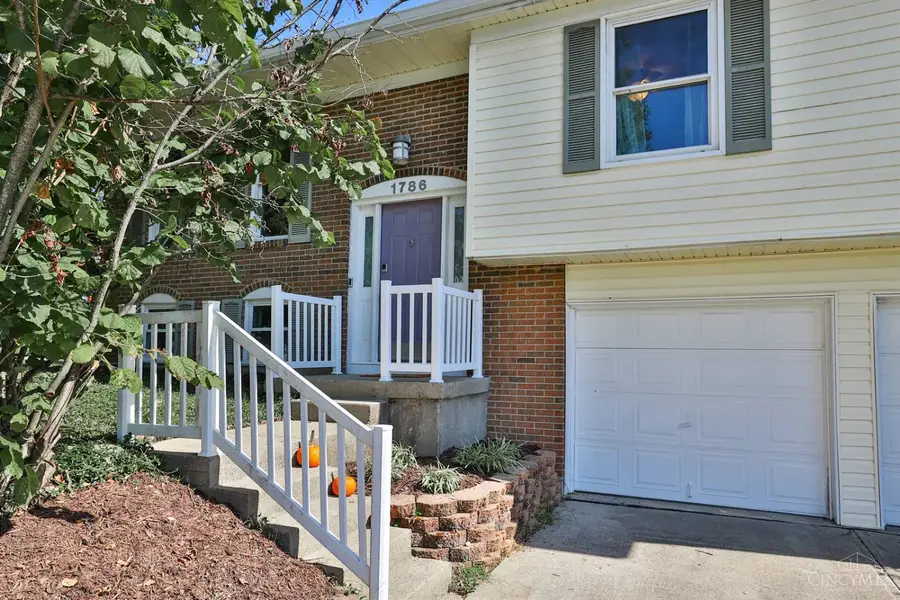 1786 Woodpine Lane, Anderson Township, OH 45255 - Image #2