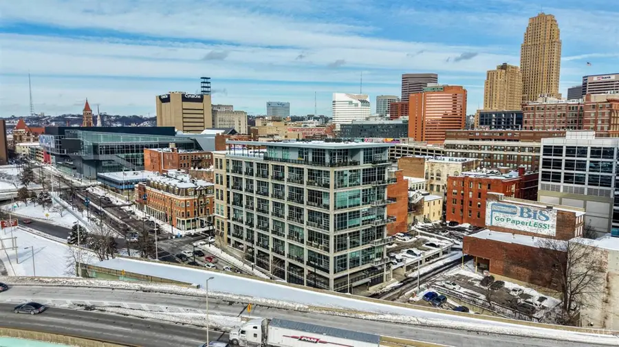 353 W Fourth Street #210, Cincinnati, OH 45202 - Image #2