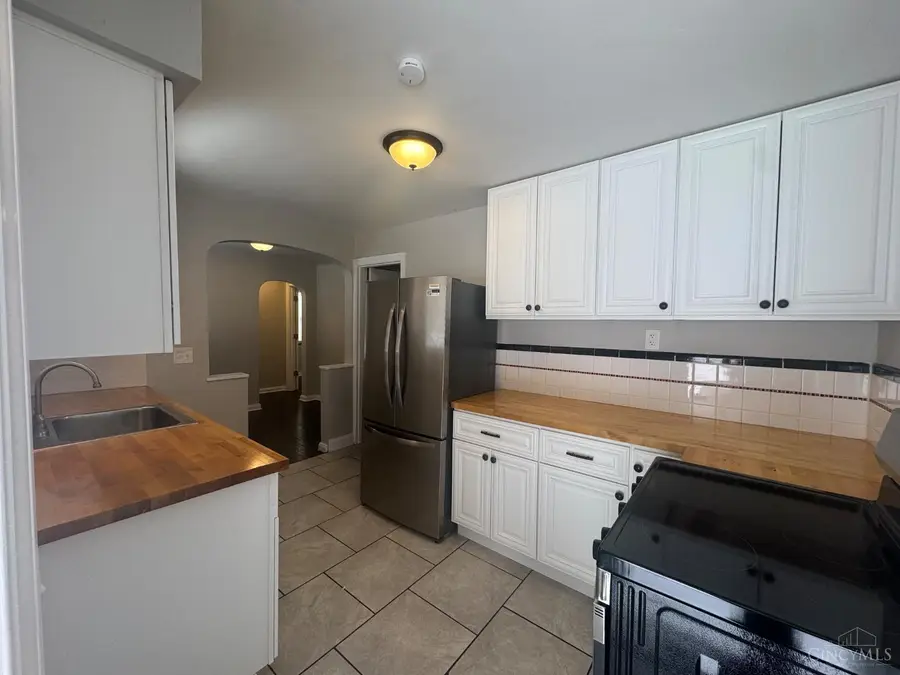 7849 Seward Avenue, Cincinnati, OH 45231 - #2