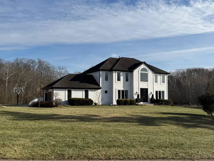 9986 Pond Woods Lane, Sharonville, OH 45241 - Image #2