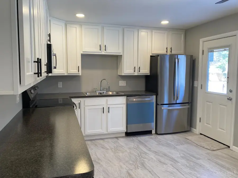 410 Morrvue Drive, Delhi, OH 45238 - Image #2