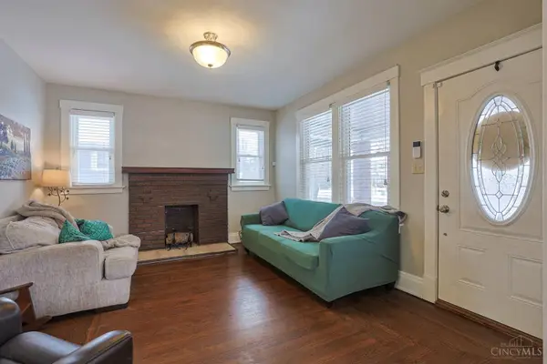 15 Bonham Road, Wyoming, OH 45215