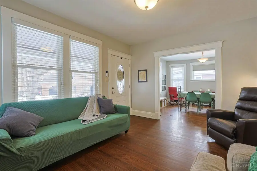 15 Bonham Road, Wyoming, OH 45215 - #2