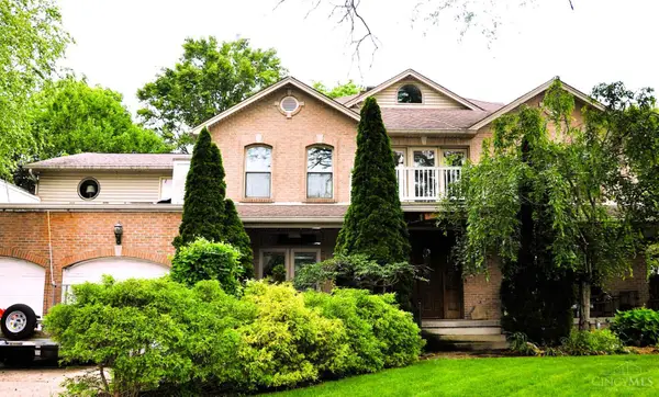 8030 Deershadow Lane, Montgomery, OH 45242