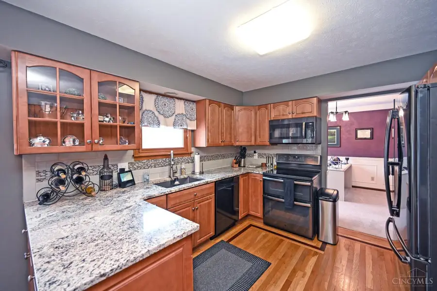 8736 Tiburon Drive, Cincinnati, OH 45249 - Image #2