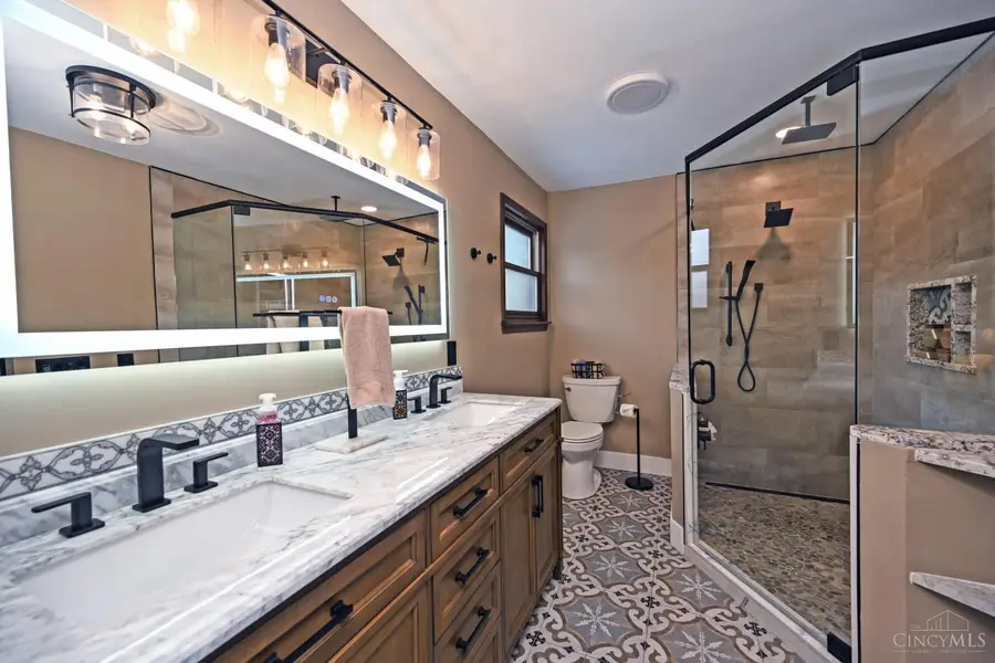 8736 Tiburon Drive, Cincinnati, OH 45249 - Image #3