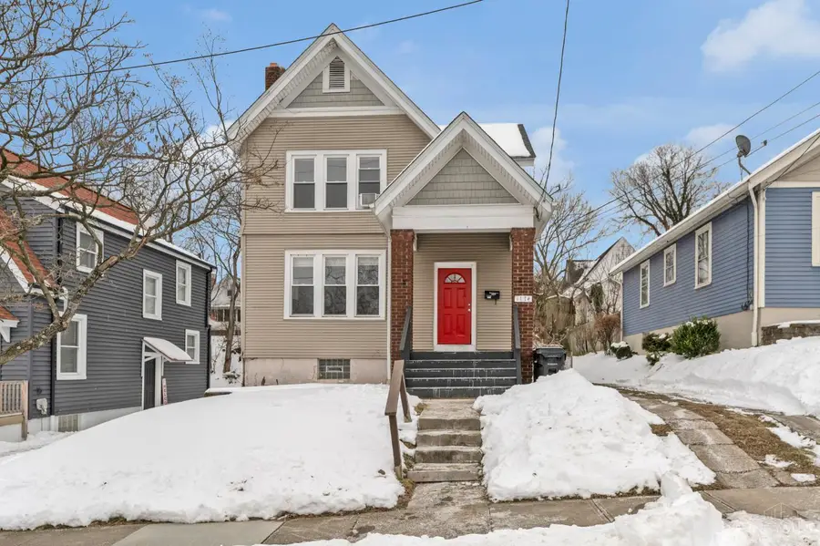 1114 Fairbanks Ave, Cincinnati, OH 45205 - #2