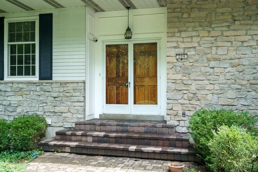 204 Brocdorf Drive, Wyoming, OH 45215 - #2