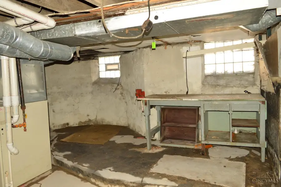 3020 Daytona Avenue, Cincinnati, OH 45211 - #2