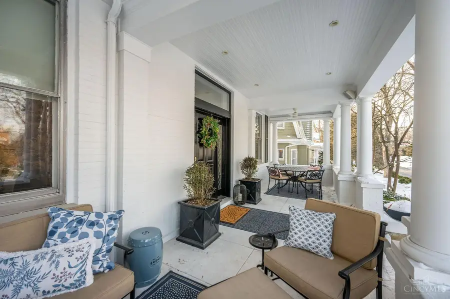 2517 Observatory Avenue, Cincinnati, OH 45208 - #2