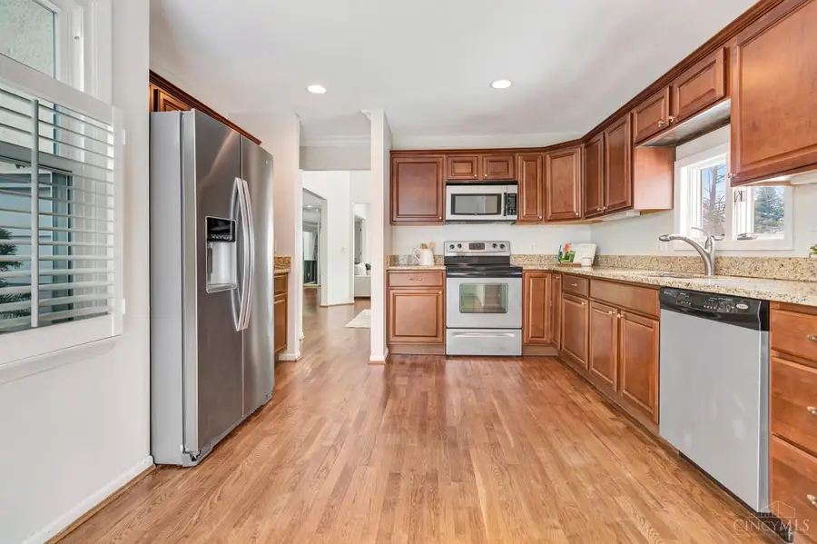 8837 Montgomery Road, Cincinnati, OH 45236 - Image #2