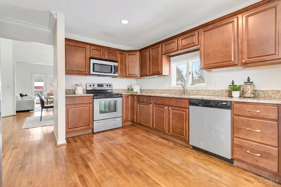 8837 Montgomery Road, Cincinnati, OH 45236 - Image #3