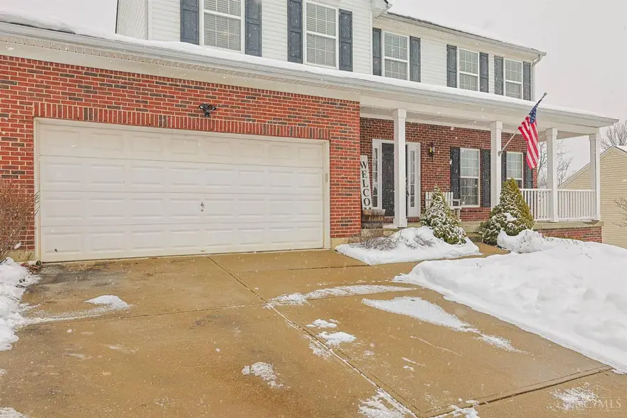 6864 Ruwes Oak Drive, Green Township, OH 45248 - Image #2