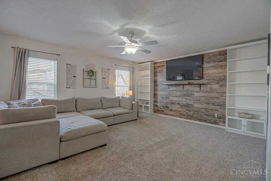 408 Sudbury Drive, Trenton, OH 45067 - #3