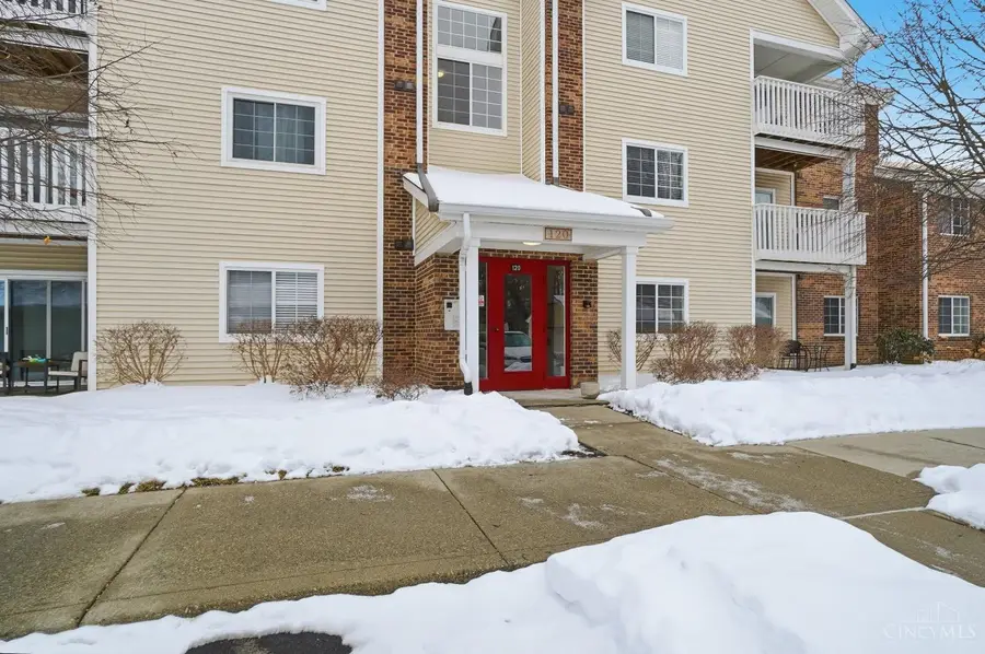 120 Carrington Lane #312, Loveland, OH 45140 - Image #3