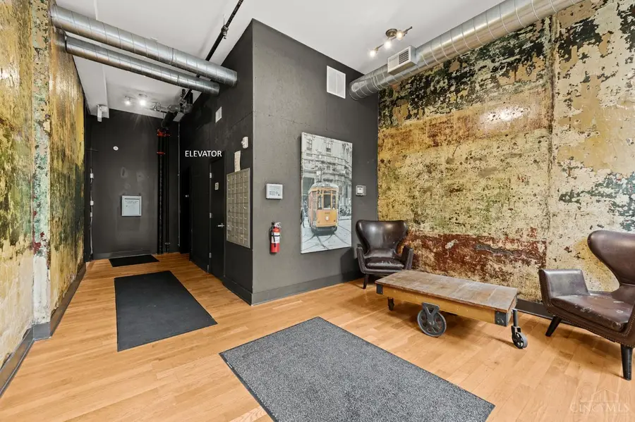 1432 Race Street #203, Cincinnati, OH 45202 - Image #2