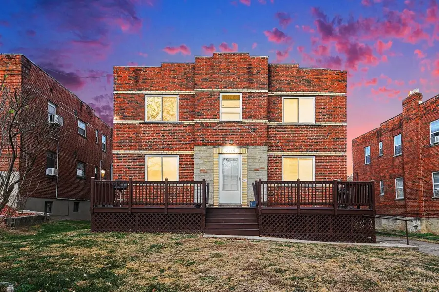 7119 Eastlawn Drive, Cincinnati, OH 45237 - Image #2